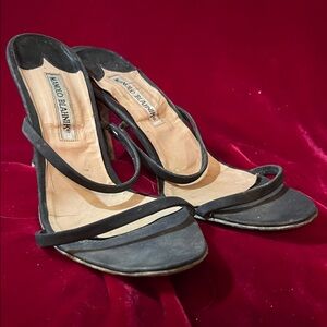 Manolo Blahnik Elegant Black Heels